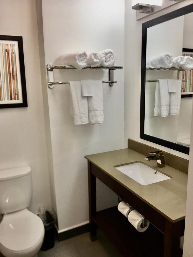 Hotel Wingate By Wyndham Jfk Airport, Far Rockaway Ny Nowy Jork Zewnętrze zdjęcie